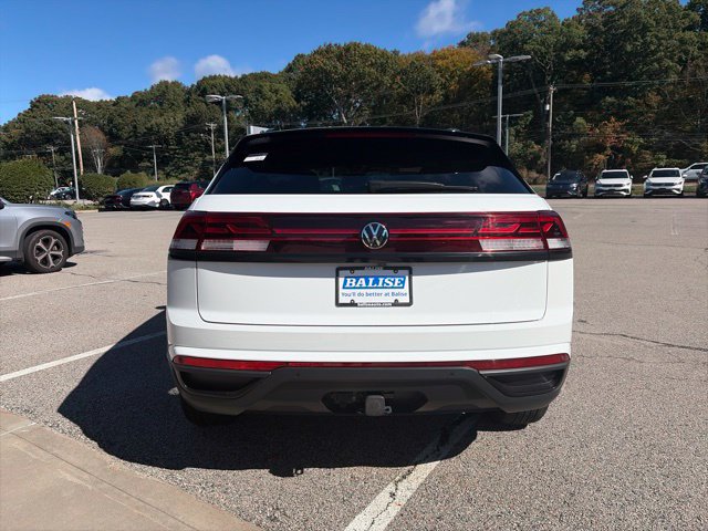 Used 2024 Volkswagen Atlas Cross Sport SE AWD/4WD image 4