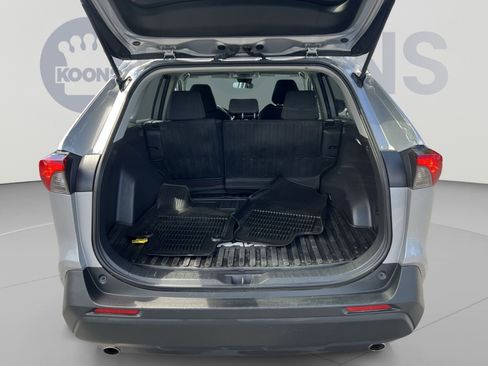 Used 2023 Toyota RAV4 LE AWD/4WD image 24