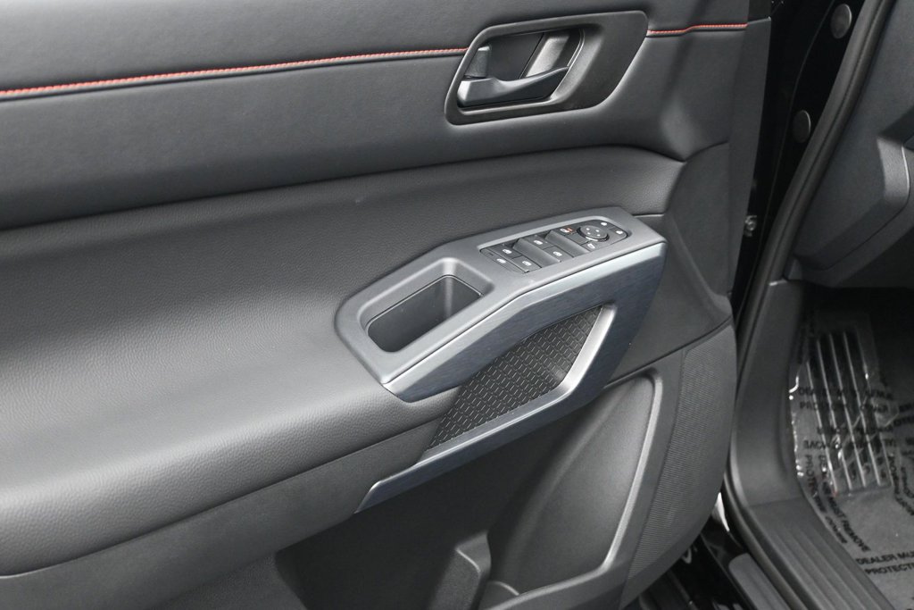 New 2026 Nissan Pathfinder Rock Creek w/ Rock Creek Premium Package AWD/4WD image 15
