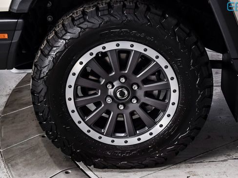 Used 2025 INEOS Grenadier Fieldmaster Edition image 10