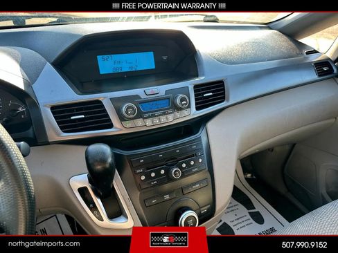 Used 2011 Honda Odyssey LX image 19