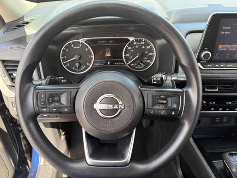 Used 2024 Nissan Rogue SV image 28