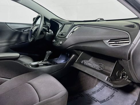 Used 2018 Chevrolet Malibu LS FWD image 35