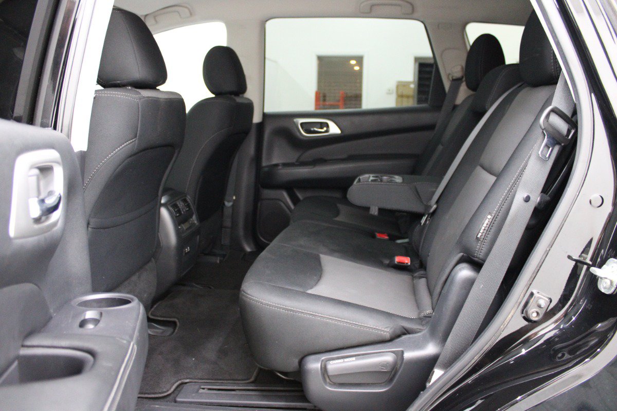 Used 2020 Nissan Pathfinder S FWD image 8