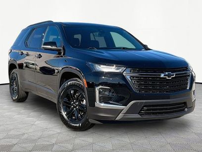 Used 2023 Chevrolet Traverse LT w/ Midnight/Sport Edition