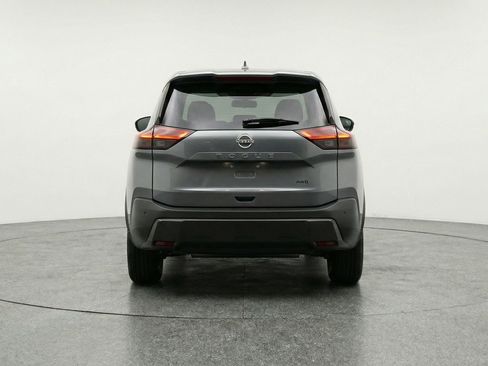 Used 2025 Nissan Rogue SV FWD image 7