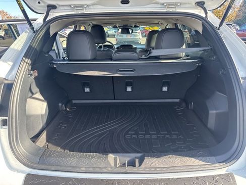 Used 2025 Subaru Crosstrek 2.5i Limited w/ Crosstrek Mirror Package image 12