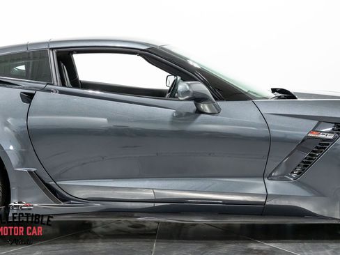 Used 2017 Chevrolet Corvette Z06 RWD image 41
