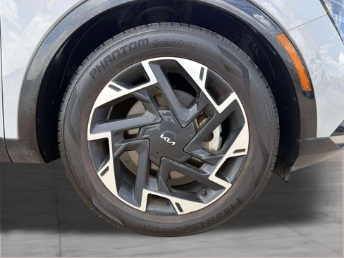 Used 2024 Kia Sportage SX FWD image 12