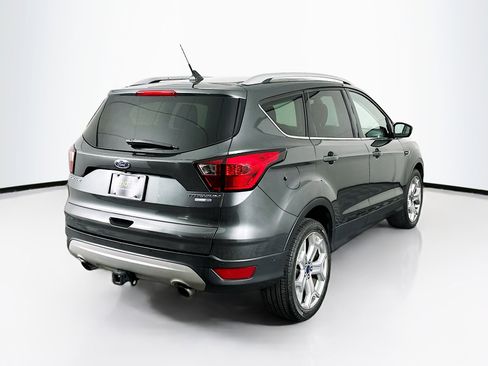 Used 2019 Ford Escape Titanium image 9