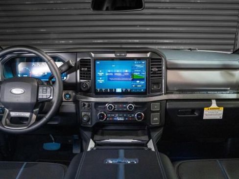 Used 2025 Ford F450 Platinum w/ FX4 Off-Road Package image 30