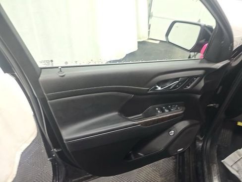 Used 2023 GMC Acadia Denali w/ Denali Ultimate Package AWD/4WD image 13