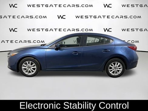 Used 2018 MAZDA MAZDA3 Sport w/ Preferred Equipment Package image 5