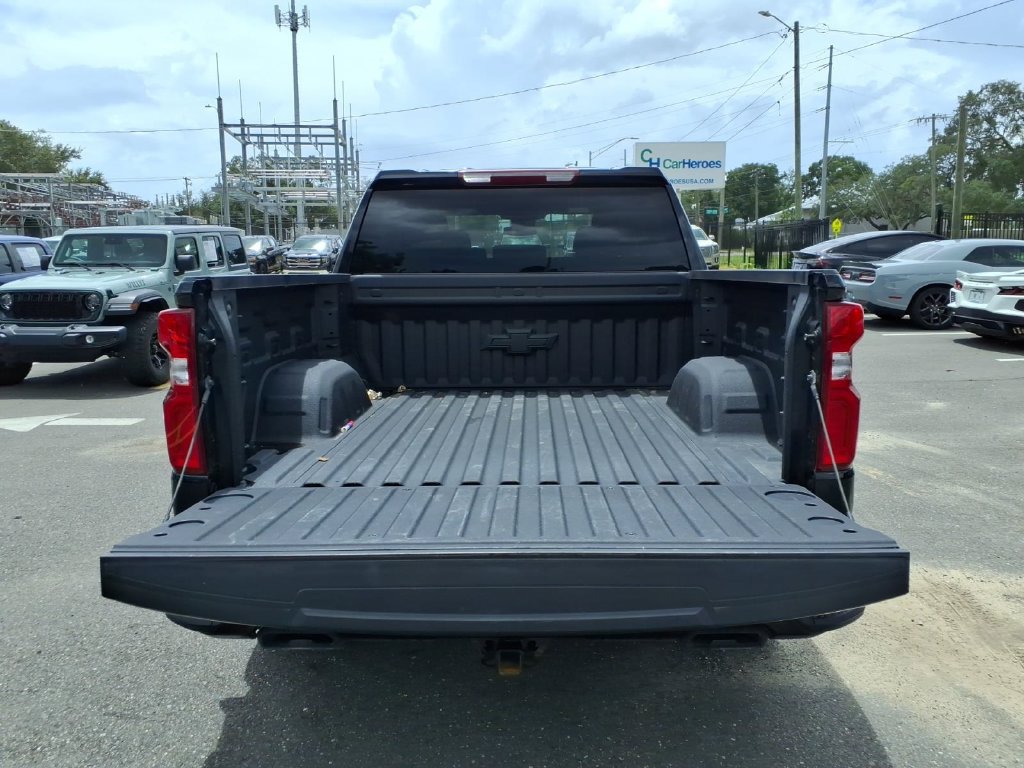 Used 2025 Chevrolet Silverado 1500 RST w/ Dark Appearance Package AWD/4WD image 19