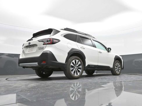 Used 2023 Subaru Outback Touring XT image 38
