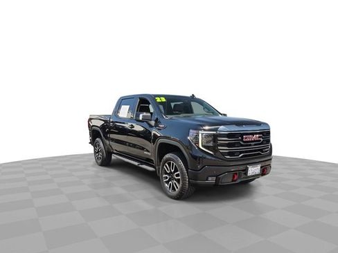 Used 2023 GMC Sierra 1500 AT4 w/ AT4 Premium Package AWD/4WD image 3