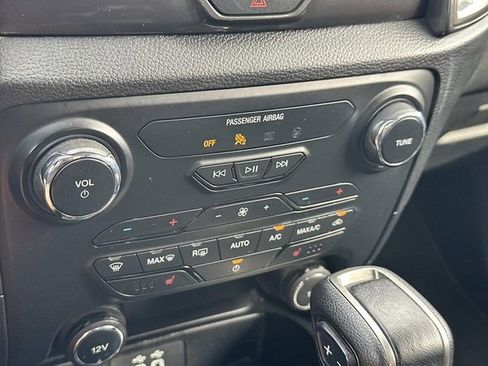 Used 2020 Ford Ranger Lariat w/ Equipment Group 501A Mid image 26