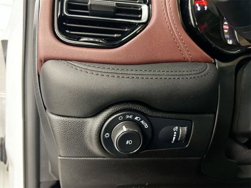 Used 2022 Dodge Durango Citadel image 18