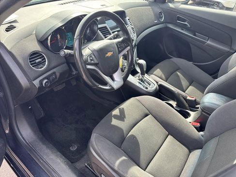 Used 2014 Chevrolet Cruze LT w/ RS Package image 9