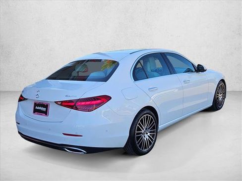 Used 2024 Mercedes-Benz C 300 4MATIC Sedan image 5