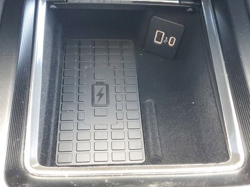 New 2026 Lincoln Corsair Premiere image 23