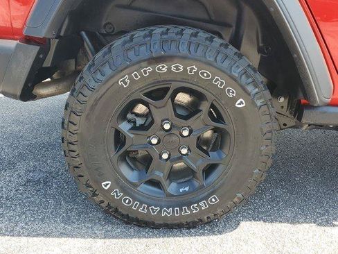 Used 2023 Jeep Wrangler Unlimited w/ Cold Weather Group AWD/4WD image 5