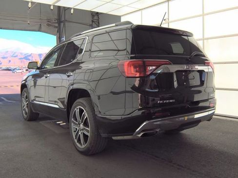 Used 2018 GMC Acadia Denali w/ Technology Package image 4