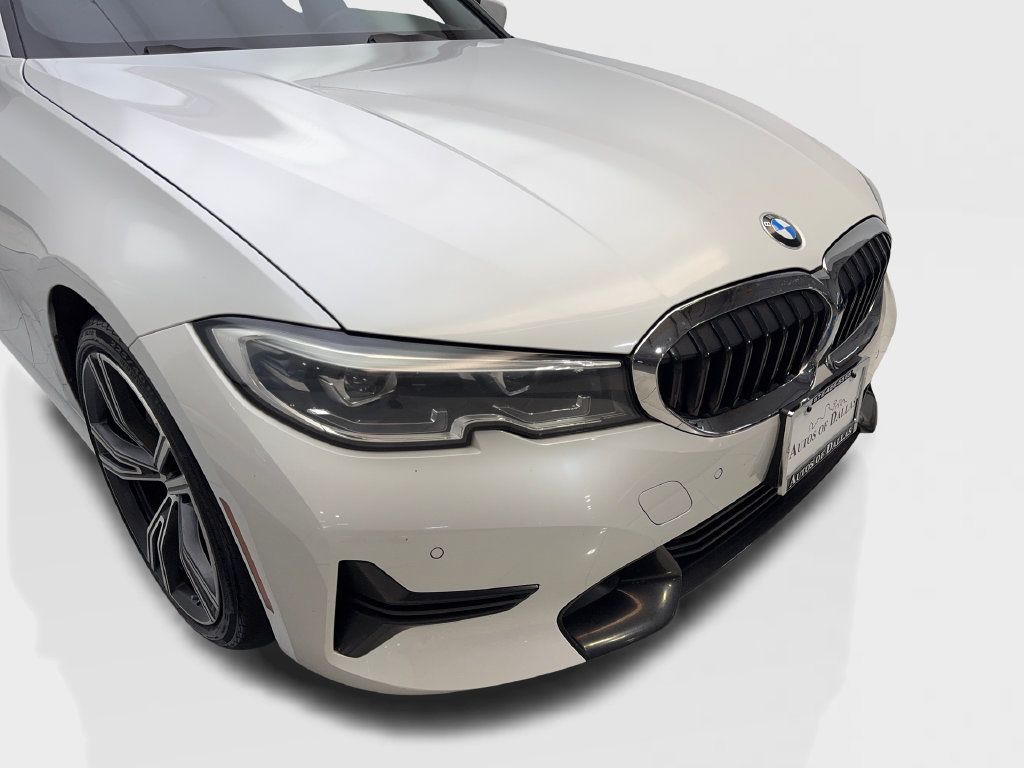 Used 2022 BMW 330i Sedan w/ Driving Assistance Package RWD image 18