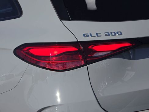 New 2026 Mercedes-Benz GLC 300 4MATIC image 31