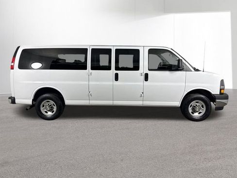 Used 2024 Chevrolet Express 3500 LT w/ LT Preferred Equipment Group RWD image 39