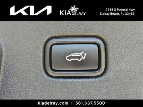 Used 2024 Kia Sportage SX FWD image 9