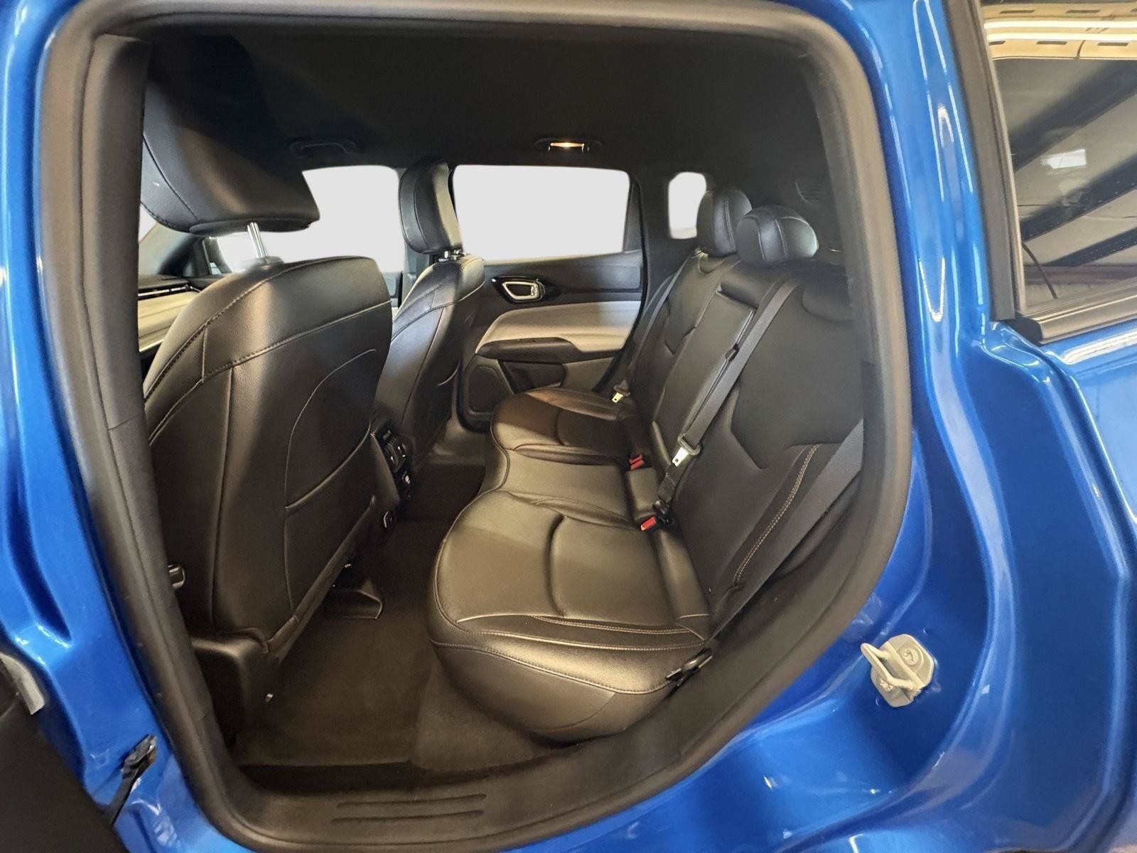 Used 2024 Jeep Compass Limited AWD/4WD image 20