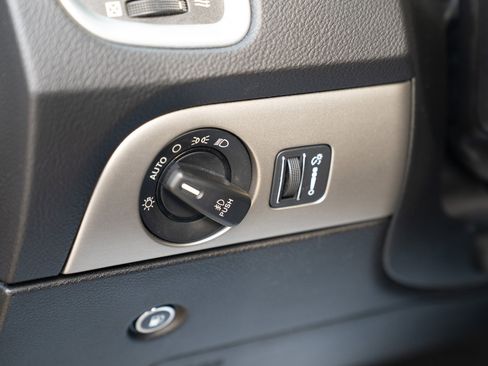 Used 2019 Dodge Durango SXT w/ Trailer Tow Group IV image 20