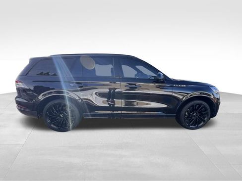 Used 2025 Lincoln Aviator Reserve w/ Jet Appearance Package image 6