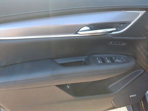 Used 2019 Cadillac XT5 Premium Luxury w/ Driver Assist Package image 23