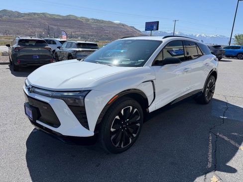 Used 2024 Chevrolet Blazer EV RS AWD/4WD image 2