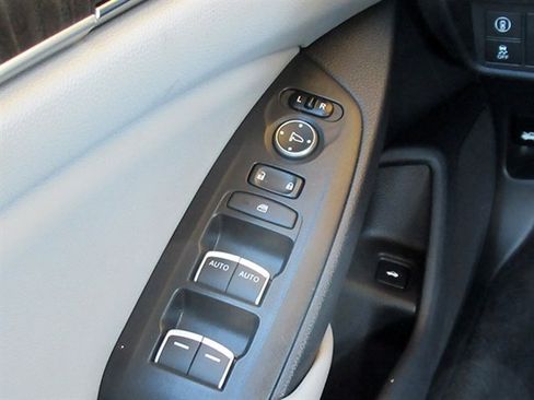 Used 2020 Honda Accord EX image 26