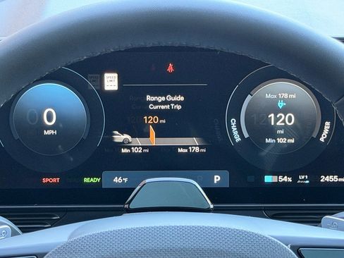 Used 2025 Hyundai Ioniq 5 Limited image 36