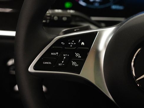 New 2026 Mercedes-Benz GLC 300 4MATIC image 19