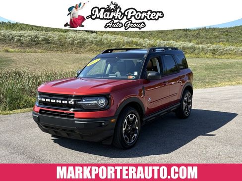 Used 2024 Ford Bronco Sport Outer Banks w/ Tech Package image 1