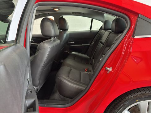 Used 2015 Chevrolet Cruze LTZ w/ Sun, Sound and Sport Package FWD image 10