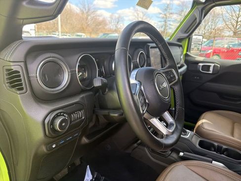 Used 2021 Jeep Wrangler Unlimited Rubicon 4xe w/ Steel Bumper Group image 21