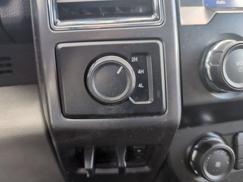 Used 2022 Ford F250 XLT AWD/4WD image 15