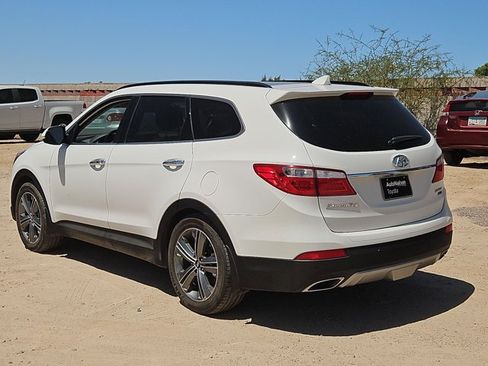 Used 2016 Hyundai Santa Fe Limited w/ Option Group 04 FWD image 9