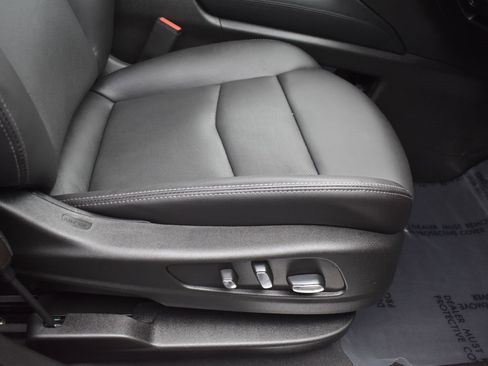 Certified 2024 Cadillac XT5 Sportv w/ LPO, Red Accent Package image 34