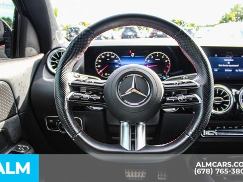 Used 2024 Mercedes-Benz GLA 250 4MATIC image 23