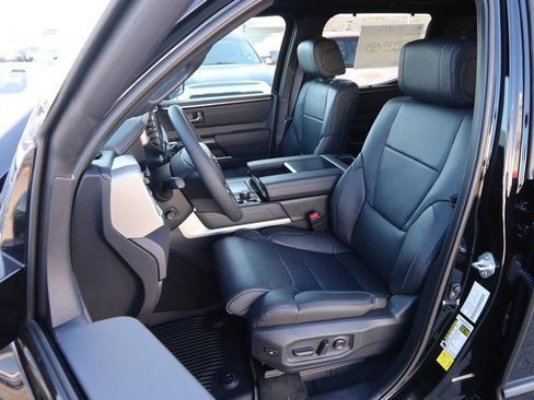 New 2026 Toyota Tundra Platinum image 9