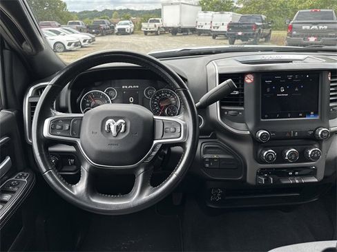 Used 2024 RAM 3500 Big Horn image 23