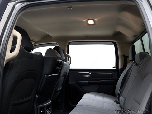 Used 2019 RAM 1500 Big Horn AWD/4WD image 14