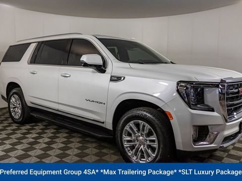 Used 2024 GMC Yukon XL SLT w/ SLT Luxury Package AWD/4WD image 19